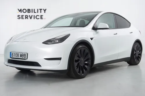Renting Tesla Model Y Performance