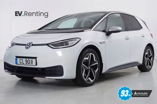 VW ID.3 branco em renting. Compacto elétrico de entrega imediata.